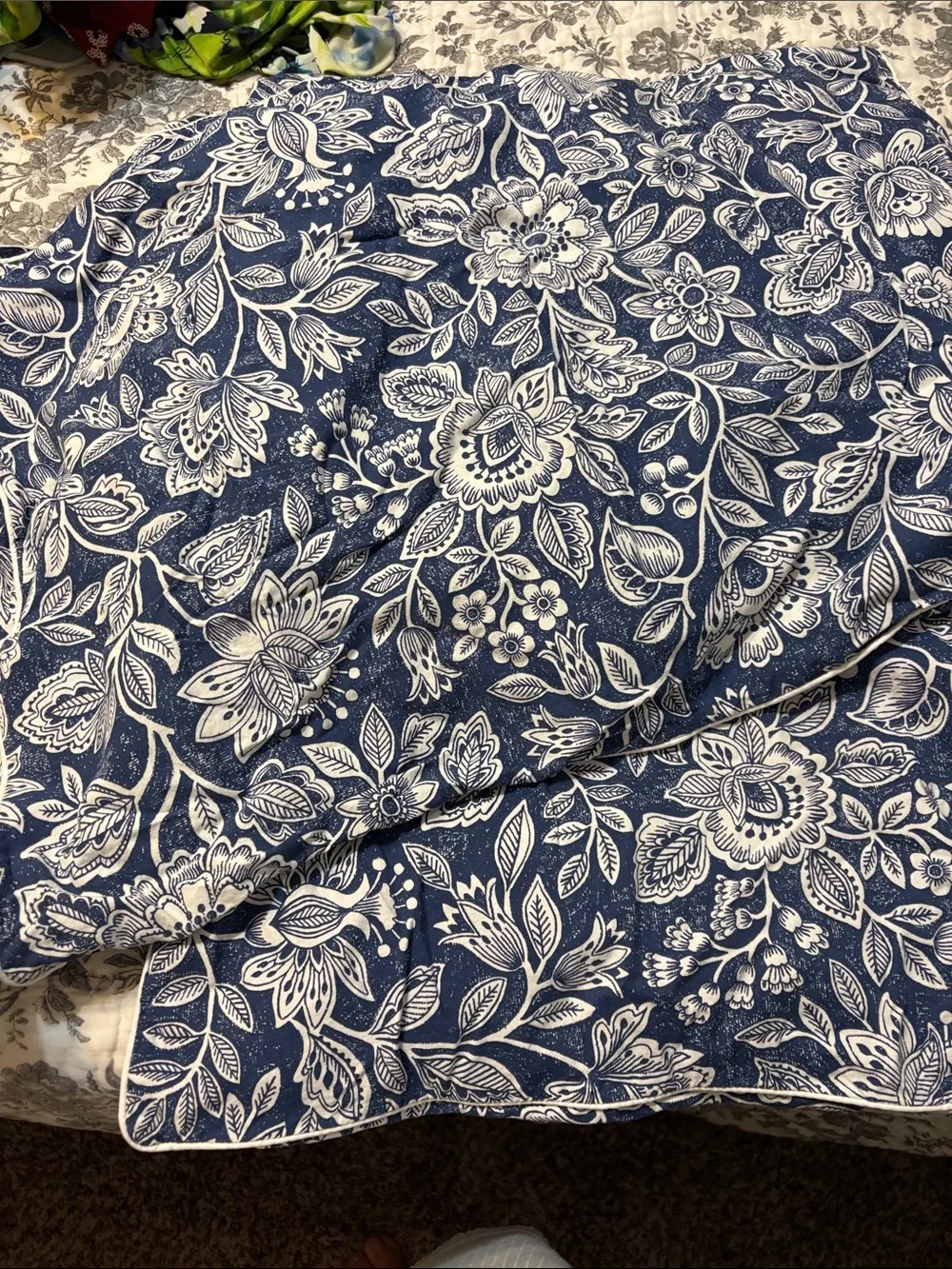 IKEA Blue and white floral Twin Duvet cover  with 2 pillow shams
